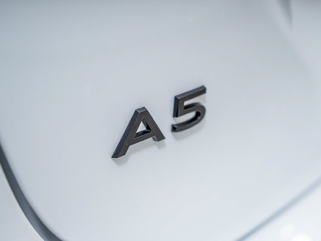 Used 2025 Audi A5 Premium Plus w/ Premium Plus AWD/4WD image 15