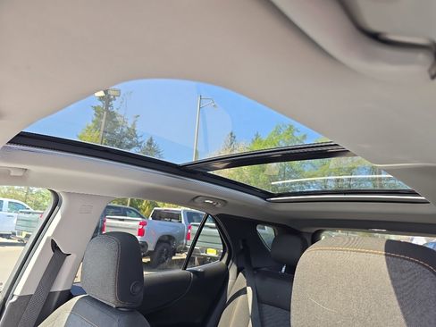 Used 2019 Chevrolet Equinox LT w/ Sun & Navigation Package FWD image 14