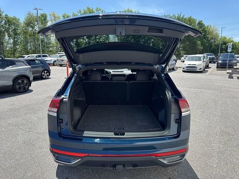 Used 2023 Volkswagen Atlas Cross Sport SE image 10