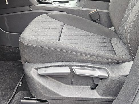 Used 2021 Volkswagen Atlas S FWD image 17