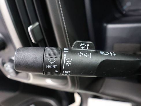 Used 2018 Chevrolet Silverado 1500 LTZ Z71 w/ Centennial Edition image 39