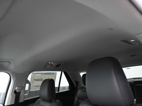 New 2026 Ford Explorer Active w/ Active Comfort Package AWD/4WD image 27