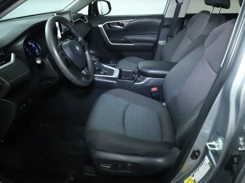 Certified 2024 Toyota RAV4 XLE AWD/4WD image 18
