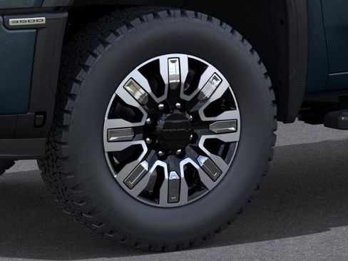 New 2026 GMC Sierra 3500 Denali w/ Denali Reserve Package AWD/4WD image 9