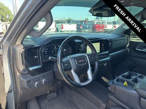 Used 2023 GMC Sierra 1500 SLT AWD/4WD image 12