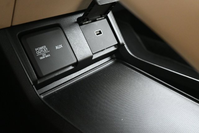Used 2021 Acura RDX w/ Technology Package AWD/4WD image 33