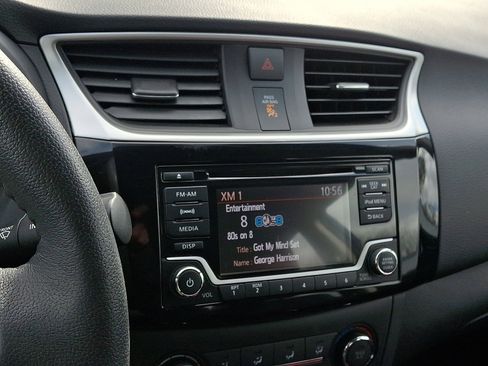 Used 2017 Nissan Sentra SV image 16