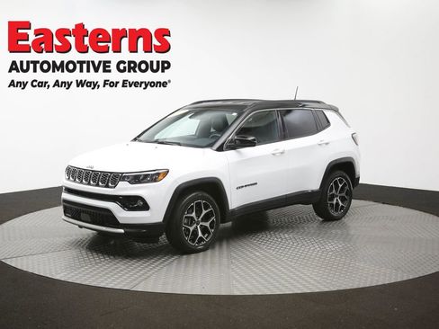 Used 2025 Jeep Compass Limited AWD/4WD image 56