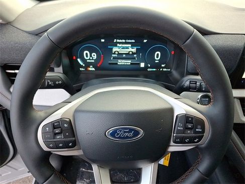 New 2026 Ford Explorer Active image 14