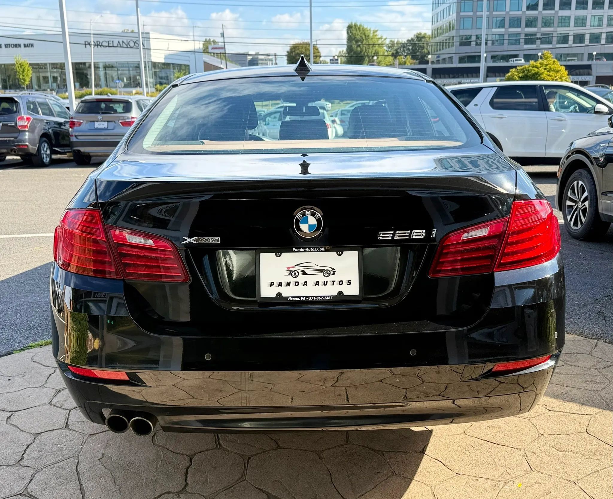 Used 2016 BMW 528i xDrive Sedan AWD/4WD image 6