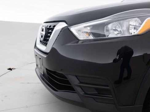 Used 2020 Nissan Kicks S FWD image 15
