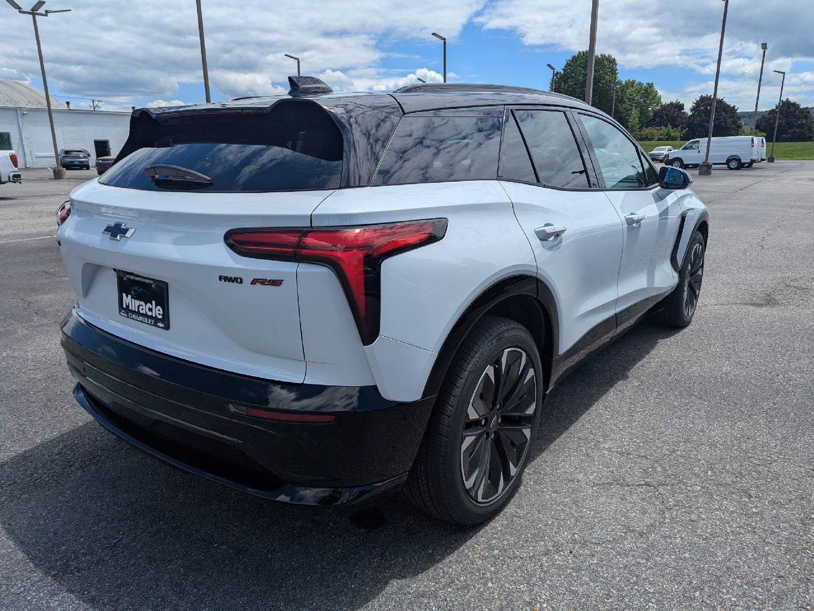 New 2026 Chevrolet Blazer EV RS AWD/4WD image 32