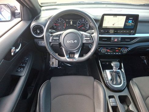 Used 2024 Kia Forte GT-Line w/ GT-Line Premium Package image 11