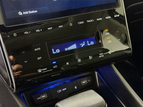 Used 2024 Hyundai Tucson SEL w/ Convenience Package FWD image 18
