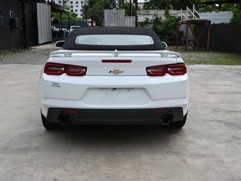 Used 2020 Chevrolet Camaro LT RWD image 4
