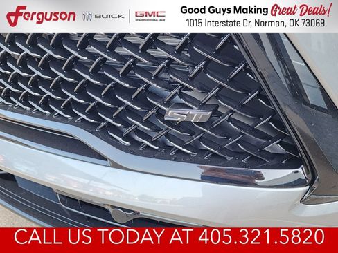 New 2026 Buick Enclave Sport Touring w/ Power Package FWD image 10