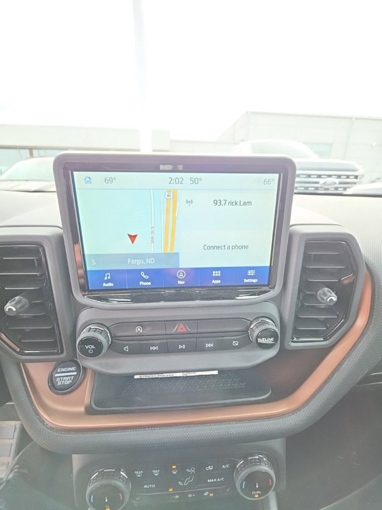 Used 2023 Ford Bronco Sport Outer Banks w/ Tech Package AWD/4WD image 13