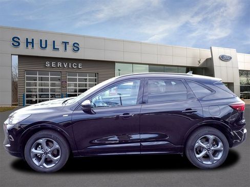 Certified 2023 Ford Escape ST-Line Select w/ Tech Pack #2 image 2