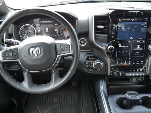 Used 2024 RAM 1500 Big Horn AWD/4WD image 17
