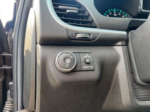 Used 2016 Chevrolet Traverse LT image 24