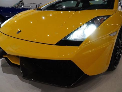 Used 2004 Lamborghini Gallardo AWD/4WD image 6
