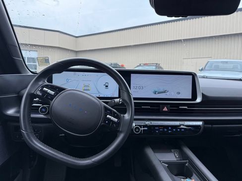 Used 2023 Hyundai Ioniq 6 SEL RWD image 6