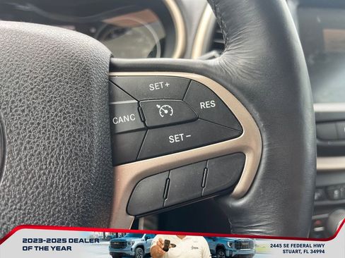 Used 2016 Jeep Cherokee Limited w/ Luxury Group image 27