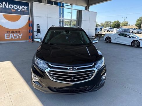 Used 2021 Chevrolet Equinox Premier AWD/4WD image 9