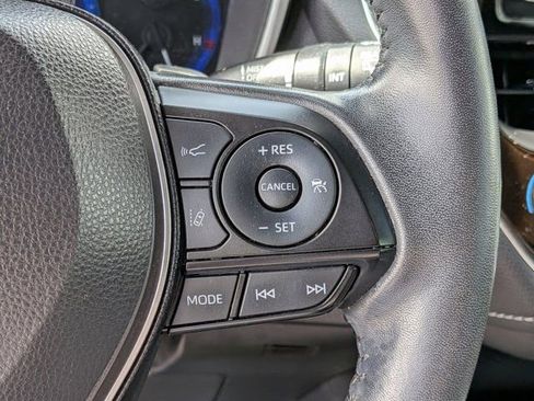 Used 2019 Toyota Corolla XSE image 23