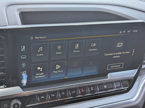 Used 2023 Chevrolet Silverado 1500 High Country w/ Technology Package image 27