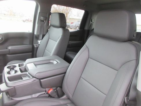 New 2026 GMC Sierra 1500 Pro w/ Pro Value Package image 14