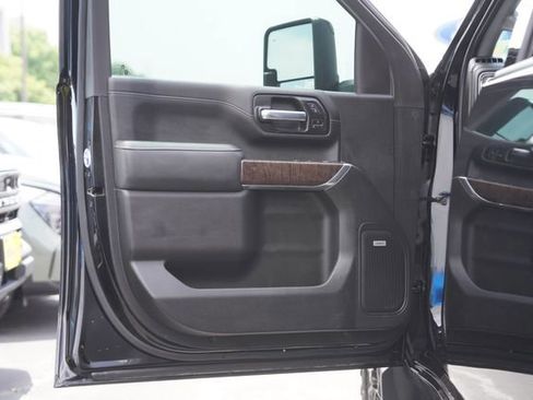 Used 2021 GMC Sierra 2500 Denali w/ Denali Ultimate Package AWD/4WD image 31