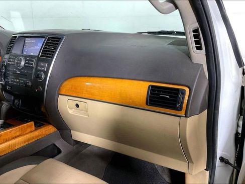Used 2014 Nissan Armada Platinum w/ Platinum Reserve Package image 21