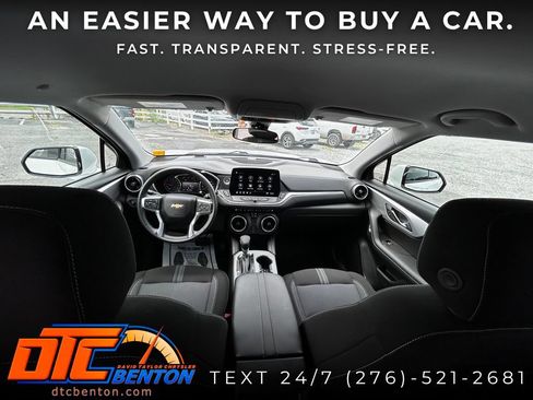 Used 2023 Chevrolet Blazer LT FWD image 12