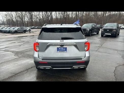 Certified 2023 Ford Explorer XLT w/ Equipment Group 202A AWD/4WD image 29