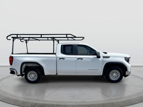 Used 2023 GMC Sierra 1500 Pro w/ Convenience Package RWD image 9