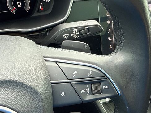 Used 2023 Audi Q3 2.0T Premium Plus w/ Premium Plus Package image 26