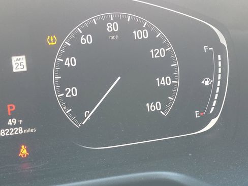 Used 2018 Honda Accord LX image 11