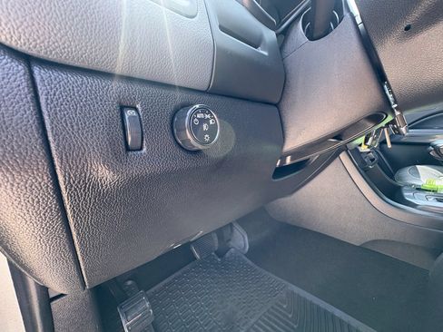 Used 2018 Chevrolet Colorado Z71 RWD image 22