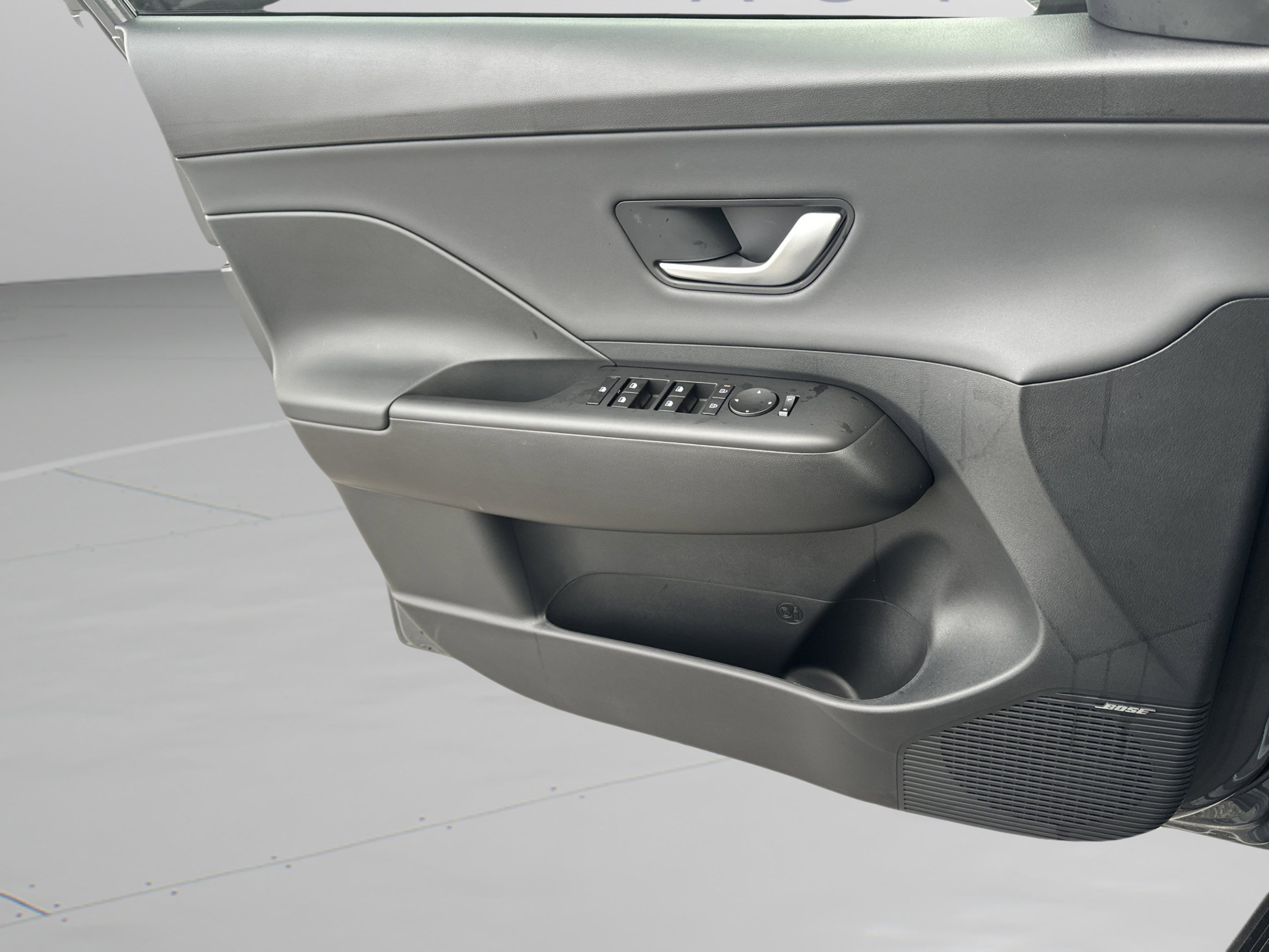 New 2026 Hyundai Kona Limited FWD image 24