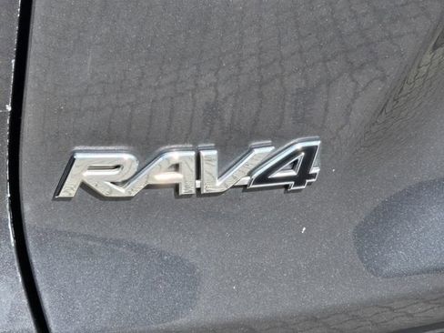 Used 2023 Toyota RAV4 LE FWD image 11