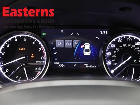 Used 2024 Toyota Camry SE AWD/4WD image 17