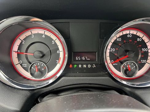 Used 2015 Dodge Grand Caravan American Value Package image 11