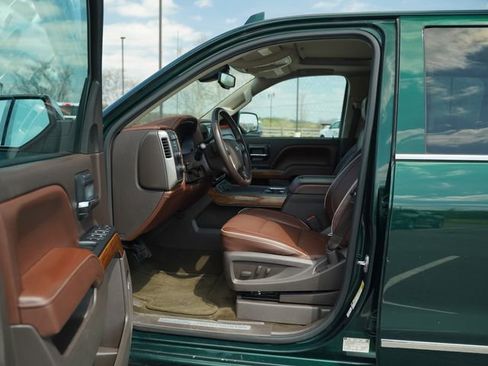 Used 2015 Chevrolet Silverado 1500 High Country w/ High Country Premium Package image 14