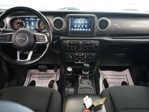 Used 2021 Jeep Wrangler Unlimited Sahara AWD/4WD image 36