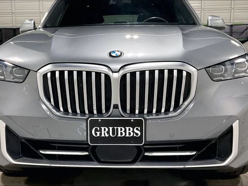 Used 2024 BMW X5 sDrive40i w/ Premium Package RWD image 35
