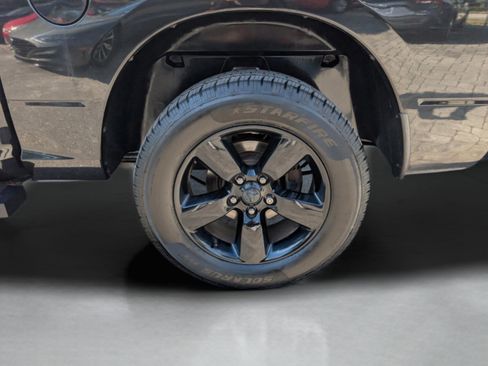 Used 2016 RAM 1500 Express w/ Black Ram 1500 Express Group image 19