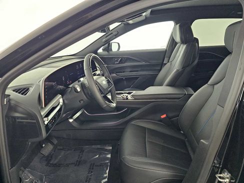 New 2026 Cadillac Lyriq Luxury image 20