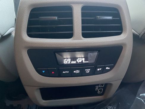 Certified 2022 Honda Pilot Special Edition image 12