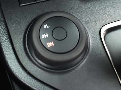 Used 2023 Ford Ranger XLT w/ Equipment Group 302A High image 23